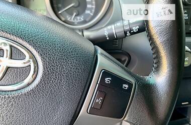 Позашляховик / Кросовер Toyota Land Cruiser Prado 2012 в 