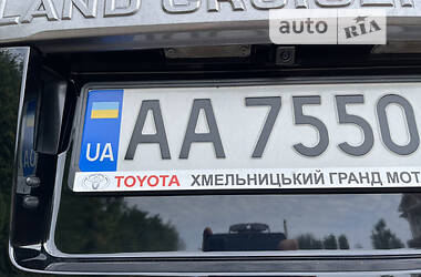 Универсал Toyota Land Cruiser Prado 2019 в Ровно