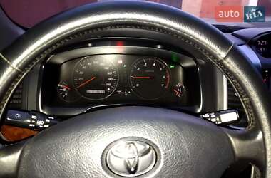 Внедорожник / Кроссовер Toyota Land Cruiser Prado 2005 в 