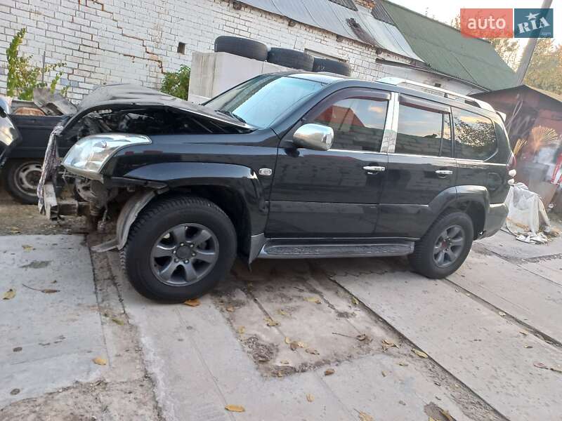 Toyota Land Cruiser Prado 2004