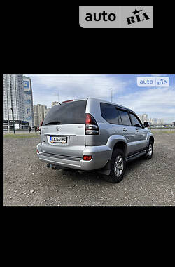 Внедорожник / Кроссовер Toyota Land Cruiser Prado 2006 в Киеве