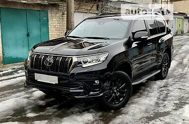 Внедорожник / Кроссовер Toyota Land Cruiser Prado 2020 в 