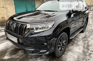 Внедорожник / Кроссовер Toyota Land Cruiser Prado 2020 в 