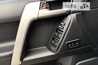 Внедорожник / Кроссовер Toyota Land Cruiser Prado 2020 в 