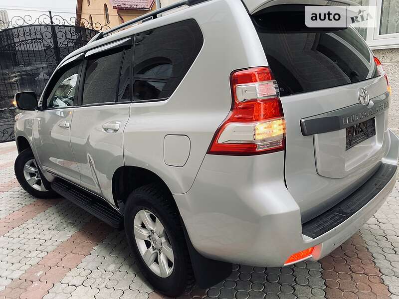 Внедорожник / Кроссовер Toyota Land Cruiser Prado 2014 в Тячеве