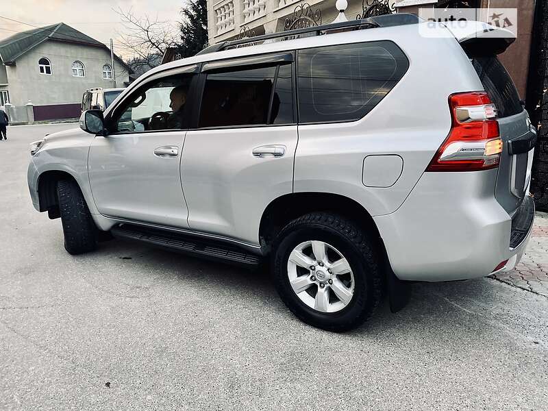 Внедорожник / Кроссовер Toyota Land Cruiser Prado 2014 в Тячеве