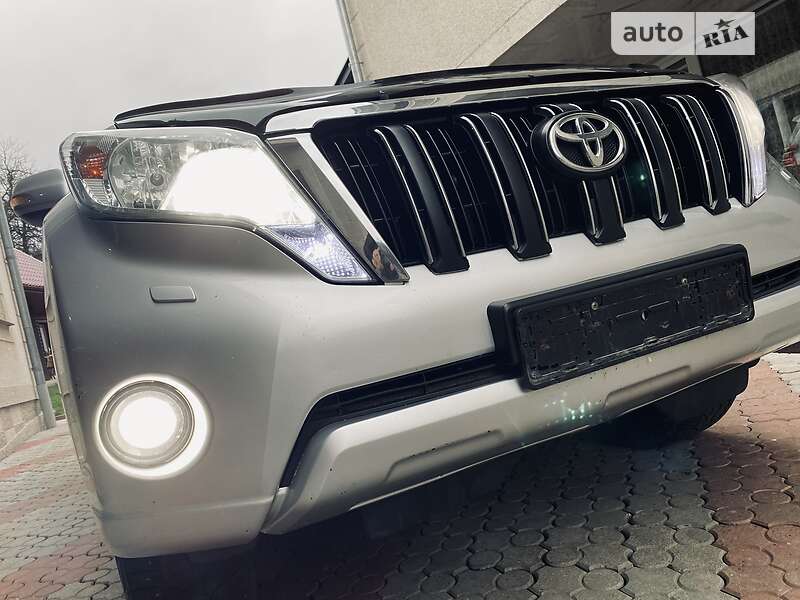 Внедорожник / Кроссовер Toyota Land Cruiser Prado 2014 в Тячеве