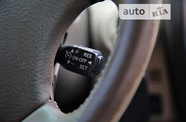 Внедорожник / Кроссовер Toyota Land Cruiser Prado 2003 в 