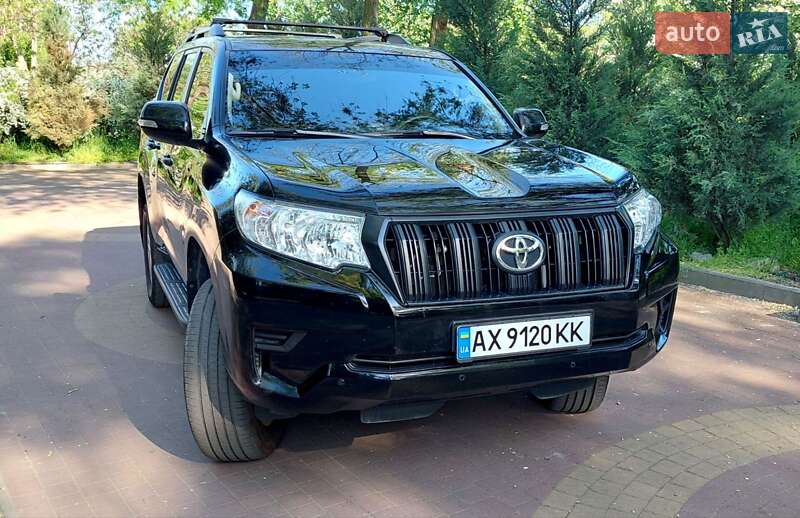 Внедорожник / Кроссовер Toyota Land Cruiser Prado 2019 в Запорожье