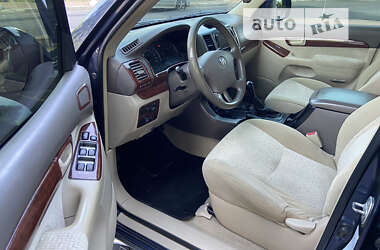 Внедорожник / Кроссовер Toyota Land Cruiser Prado 2004 в 