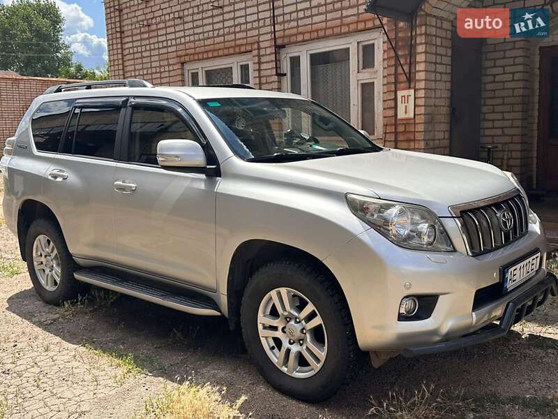 Внедорожник / Кроссовер Toyota Land Cruiser Prado 2011 в Кривом Роге