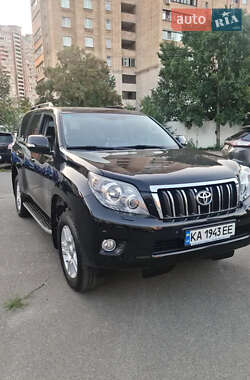 Позашляховик / Кросовер Toyota Land Cruiser Prado 2012 в Києві