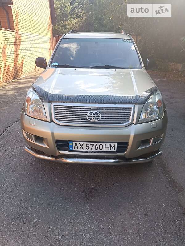 Внедорожник / Кроссовер Toyota Land Cruiser Prado 2005 в Харькове