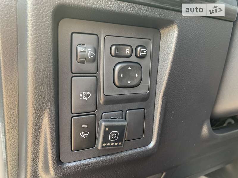 Внедорожник / Кроссовер Toyota Land Cruiser Prado 2012 в Днепре