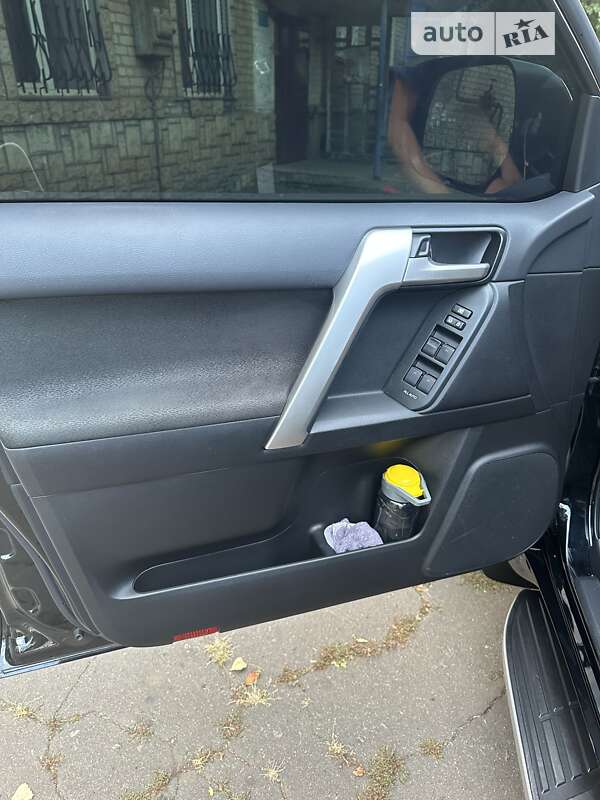 Внедорожник / Кроссовер Toyota Land Cruiser Prado 2020 в Кривом Роге