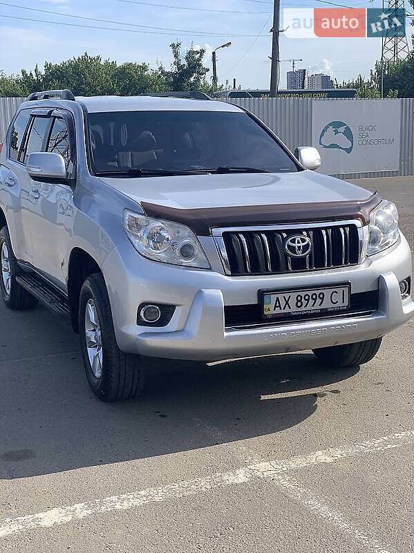 Toyota Land Cruiser Prado 2010