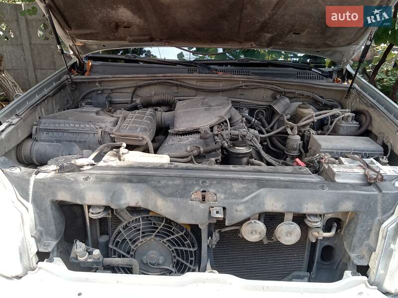 Внедорожник / Кроссовер Toyota Land Cruiser Prado 2005 в Днепре