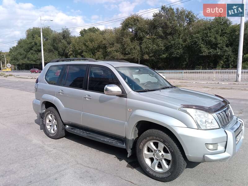 Внедорожник / Кроссовер Toyota Land Cruiser Prado 2005 в Днепре