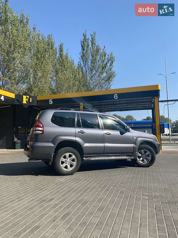 Позашляховик / Кросовер Toyota Land Cruiser Prado 2007 в Одесі