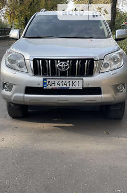 Позашляховик / Кросовер Toyota Land Cruiser Prado 2012 в Покровську