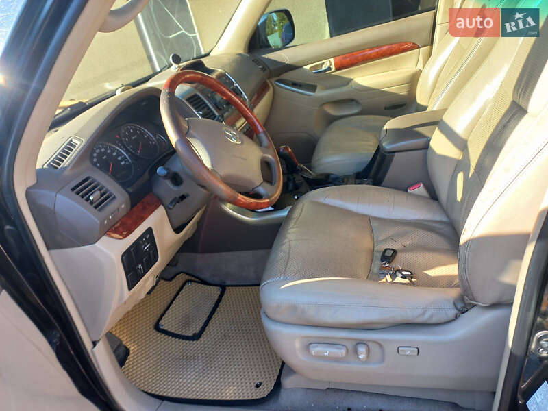 Позашляховик / Кросовер Toyota Land Cruiser Prado 2007 в Обухові