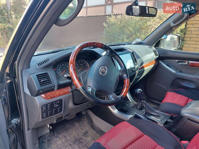 Внедорожник / Кроссовер Toyota Land Cruiser Prado 2006 в Киеве