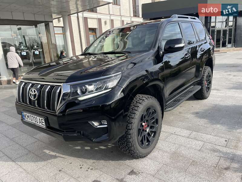 Toyota Land Cruiser Prado 2021