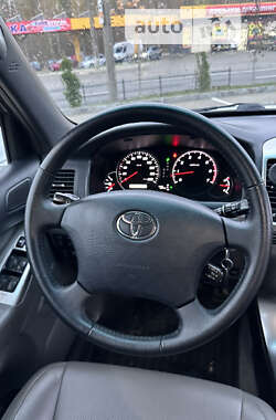 Внедорожник / Кроссовер Toyota Land Cruiser Prado 2005 в Тернополе