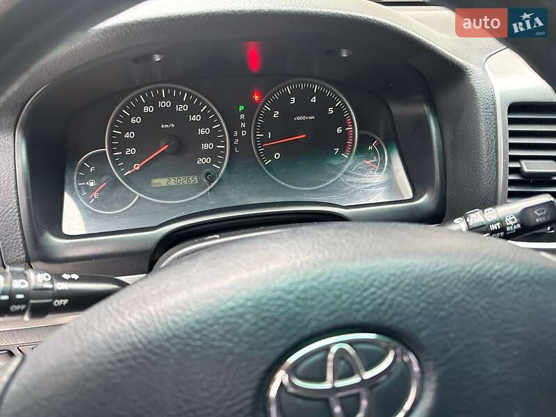 Внедорожник / Кроссовер Toyota Land Cruiser Prado 2005 в Киеве