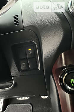 Внедорожник / Кроссовер Toyota Land Cruiser Prado 2013 в 