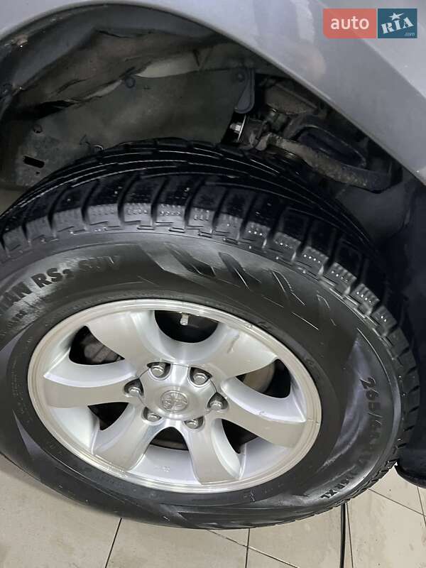Внедорожник / Кроссовер Toyota Land Cruiser Prado 2008 в Днепре фото 4 Внедорожник / Кроссовер Toyota Land Cruiser Prado 2008 в Днепре