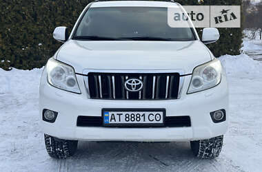 Внедорожник / Кроссовер Toyota Land Cruiser Prado 2011 в Стрые