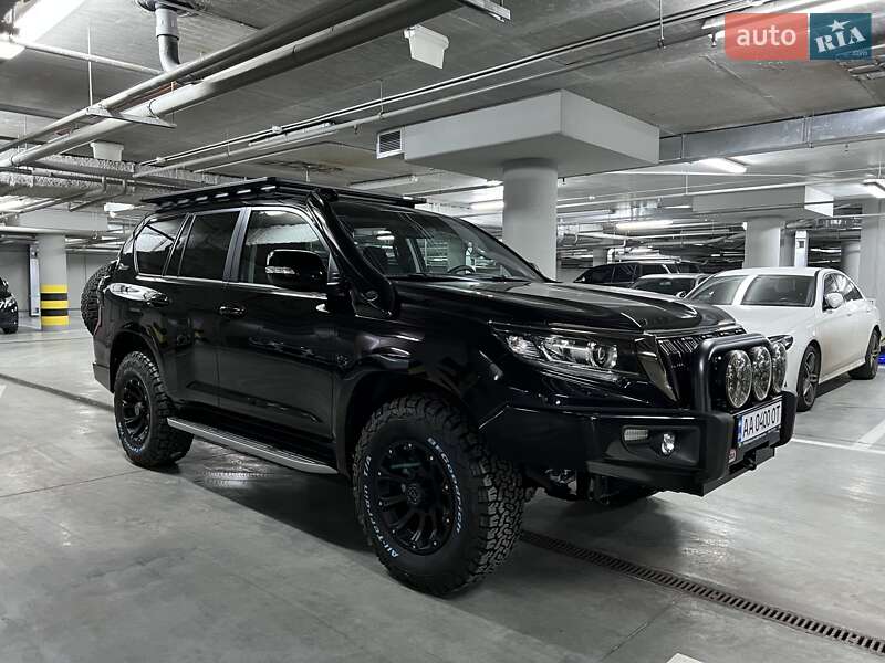 Позашляховик / Кросовер Toyota Land Cruiser Prado 2021 в Києві