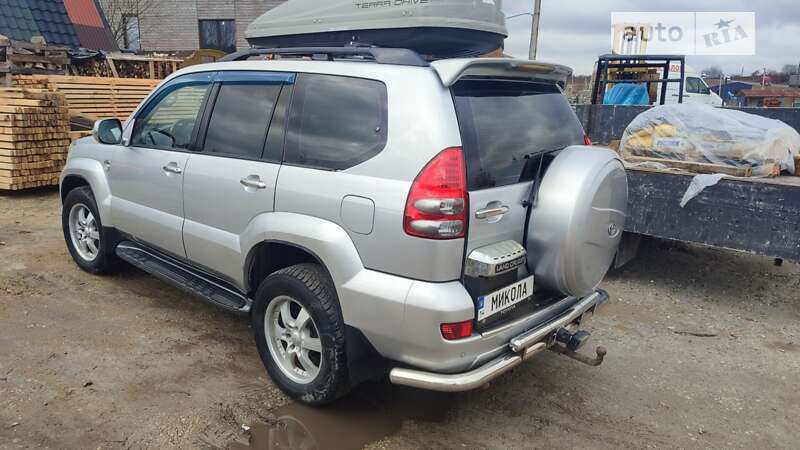 Позашляховик / Кросовер Toyota Land Cruiser Prado 2004 в Львові