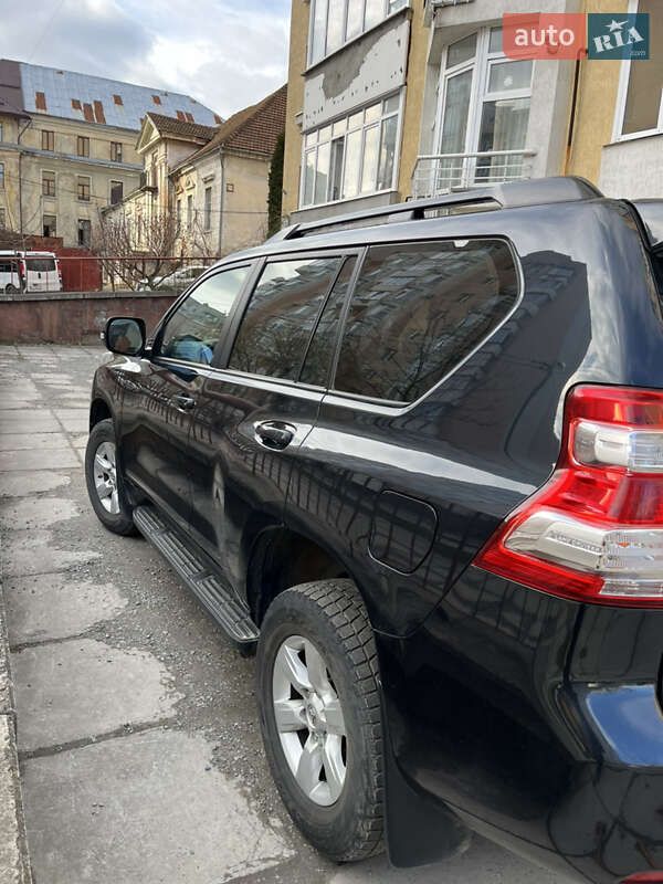 Внедорожник / Кроссовер Toyota Land Cruiser Prado 2014 в Львове