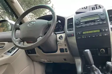 Toyota Land Cruiser Prado 2006