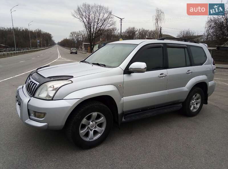 Позашляховик / Кросовер Toyota Land Cruiser Prado 2005 в Чернігові