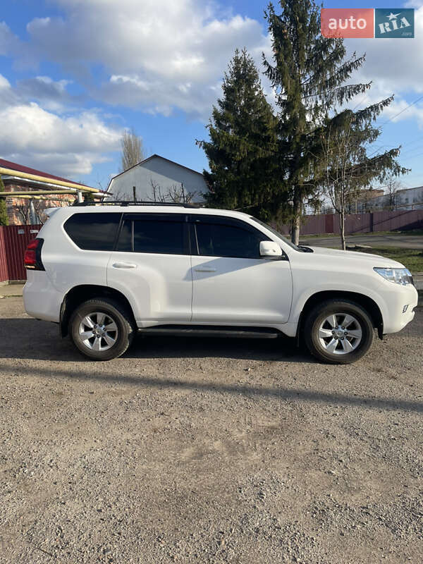 Внедорожник / Кроссовер Toyota Land Cruiser Prado 2019 в Одессе