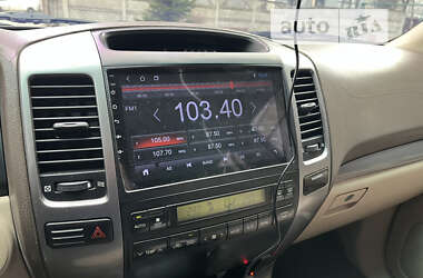 Внедорожник / Кроссовер Toyota Land Cruiser Prado 2004 в 