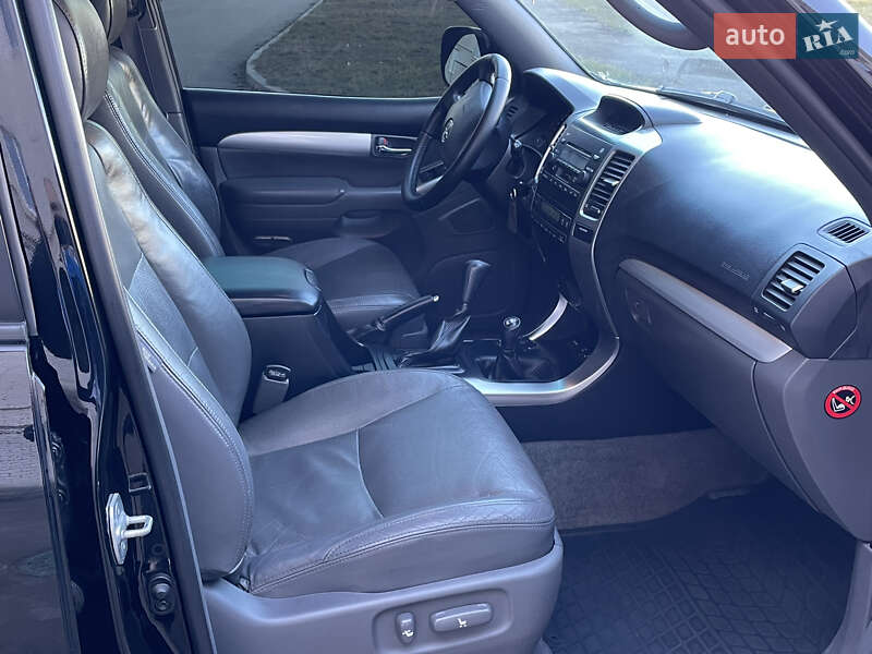 Внедорожник / Кроссовер Toyota Land Cruiser Prado 2007 в Богуславе