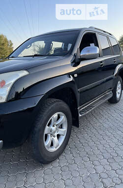 Внедорожник / Кроссовер Toyota Land Cruiser Prado 2006 в Черновцах