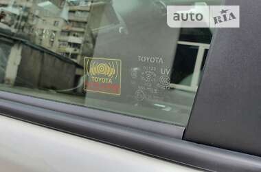 Позашляховик / Кросовер Toyota Land Cruiser Prado 2013 в Харкові