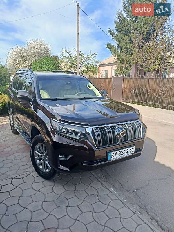 Toyota Land Cruiser Prado 2019