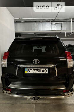 Позашляховик / Кросовер Toyota Land Cruiser Prado 2012 в Одесі