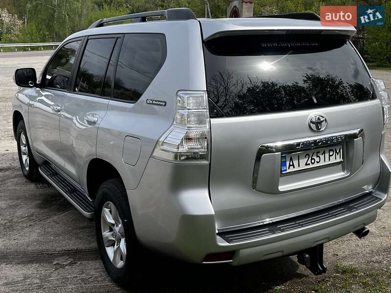 Внедорожник / Кроссовер Toyota Land Cruiser Prado 2011 в Киеве