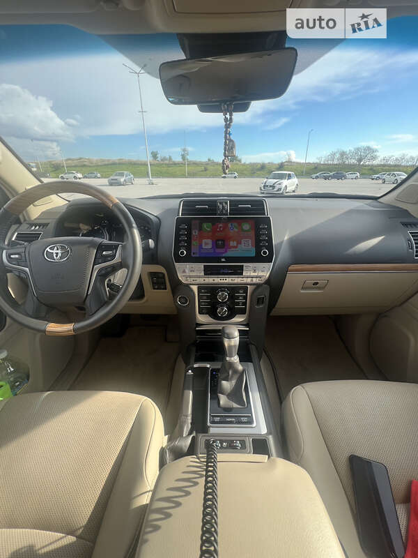 Внедорожник / Кроссовер Toyota Land Cruiser Prado 2021 в Сумах