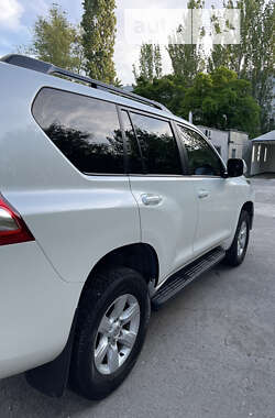 Внедорожник / Кроссовер Toyota Land Cruiser Prado 2013 в Днепре