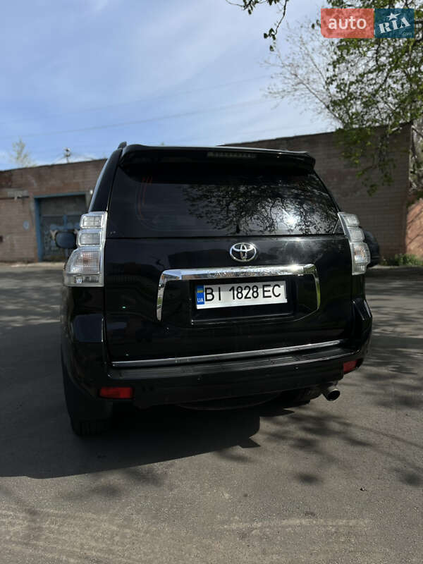 Внедорожник / Кроссовер Toyota Land Cruiser Prado 2012 в Одессе
