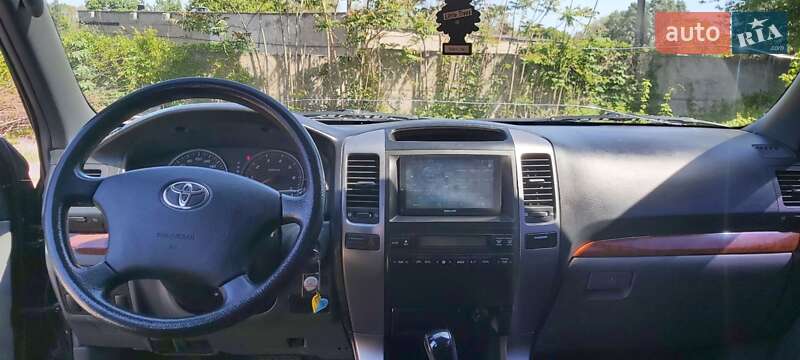 Внедорожник / Кроссовер Toyota Land Cruiser Prado 2005 в Каменском