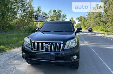 Позашляховик / Кросовер Toyota Land Cruiser Prado 2010 в Гостомелі